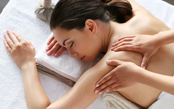 How to Find Free Massage + Cheap Massage Chains Near You