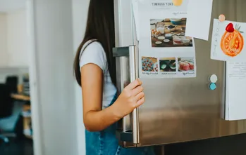 A Guide to Selling Your Used Refrigerator: Pricing, Advertising, and Preparation Tips